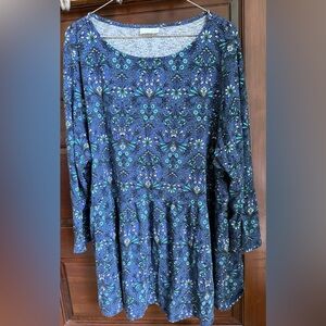 J. Jill Plus Long Sleeved Blue Floral Top